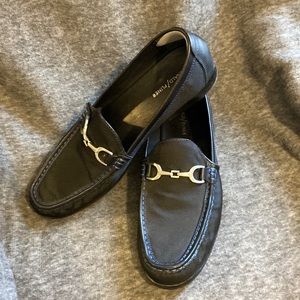 Donald Pliner Mens Shoes. Blue stitching around top of shoe my son wore them